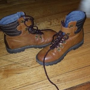 Tommy Hilfiger boy's boots,sz US1